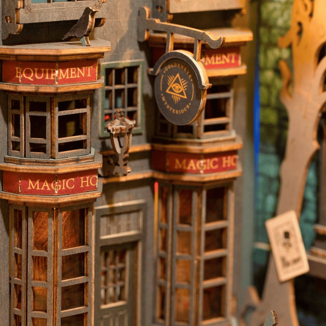 Book Nook "Magic House"