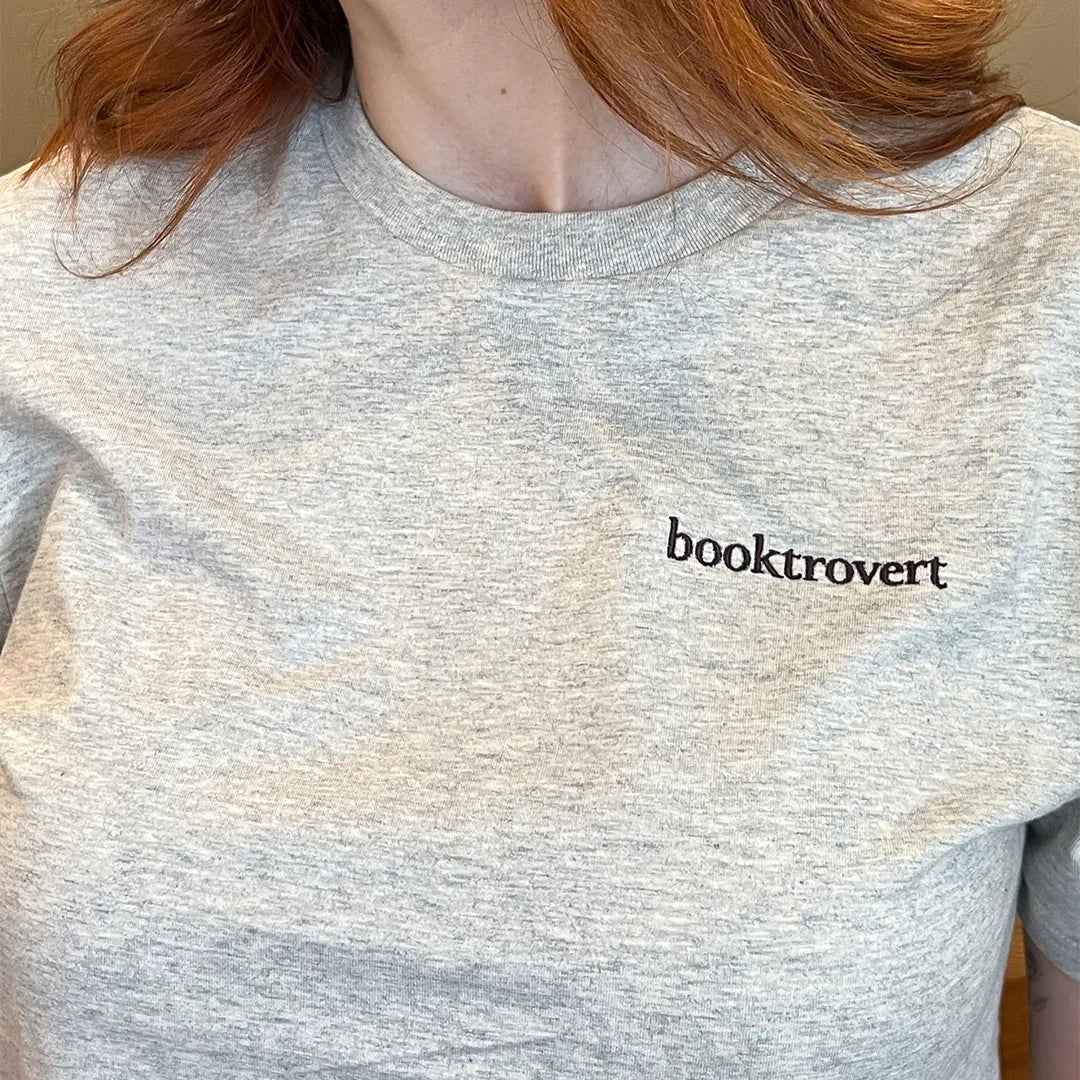 T-Shirt "booktrovert"