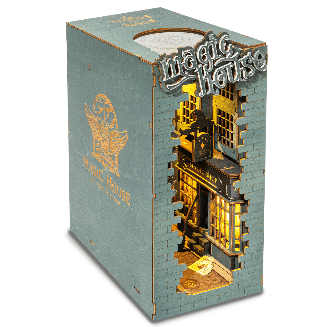 Book Nook "Magic House"