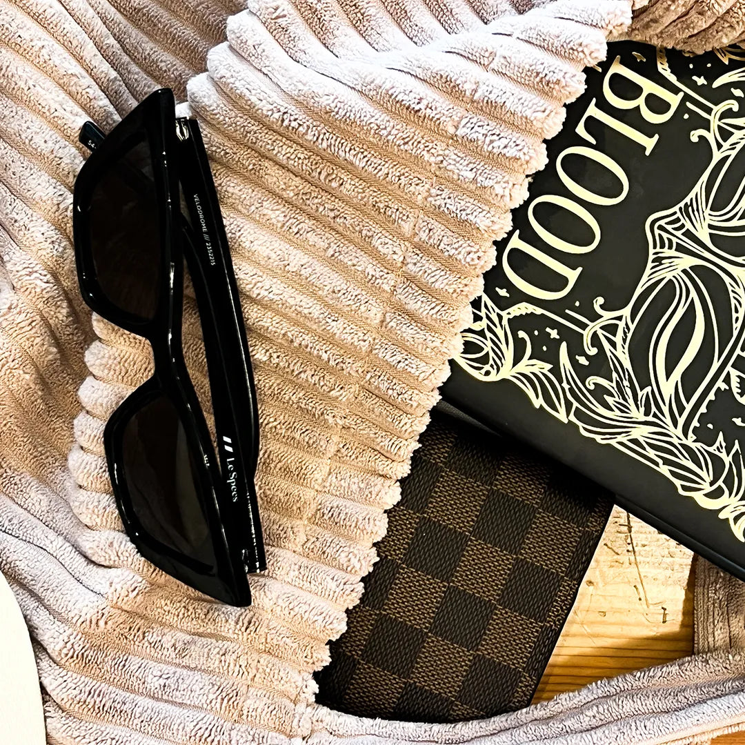 Shopper Cozy Shara