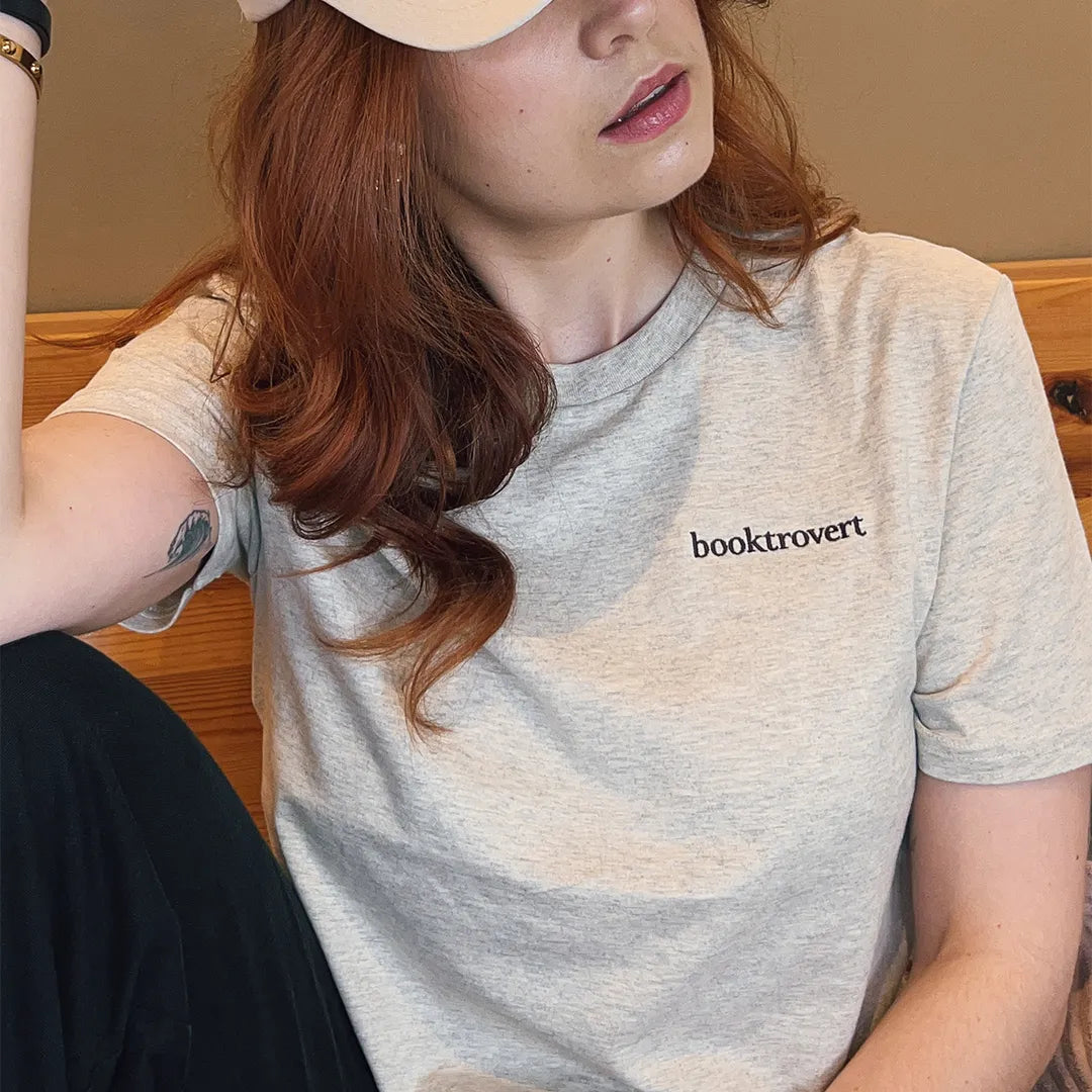 T-Shirt "booktrovert"