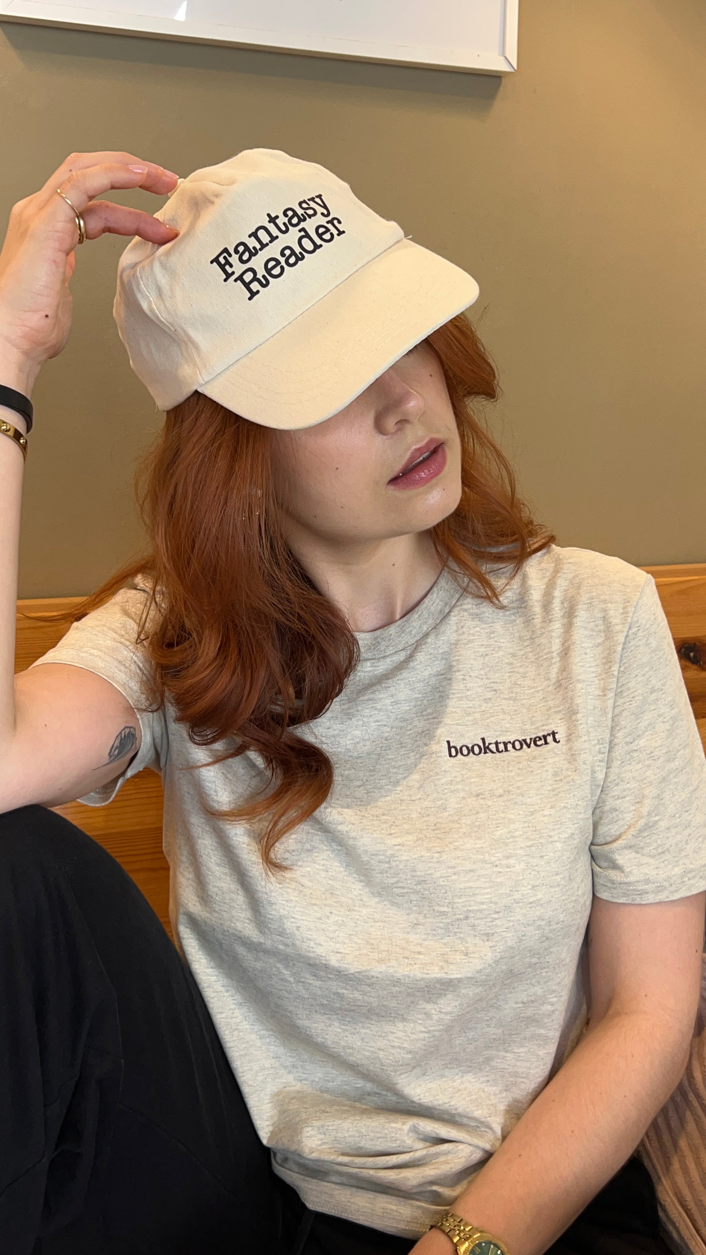 T-Shirt "booktrovert"