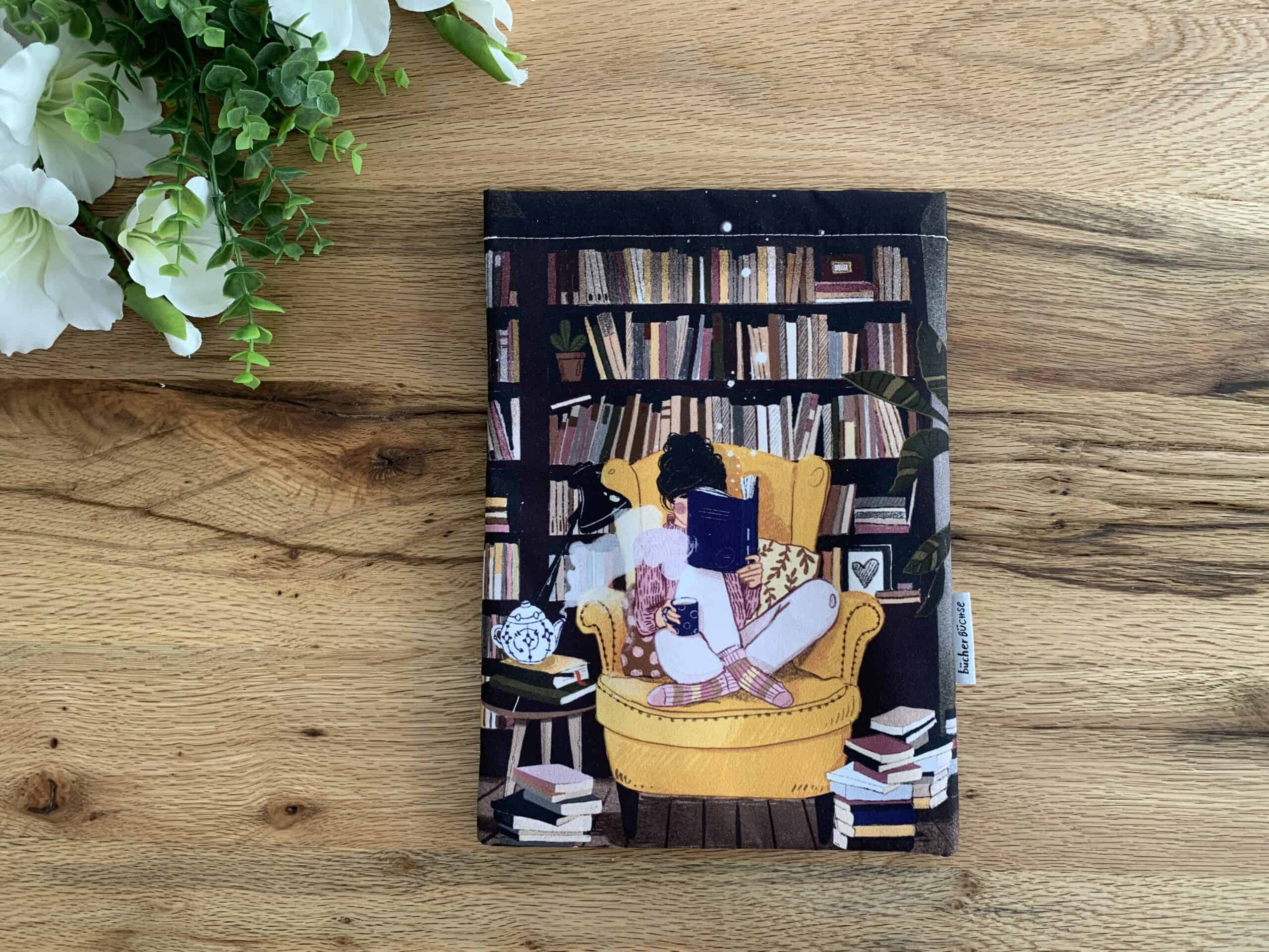 Buchhülle "Bibliothek" von @gebelwho